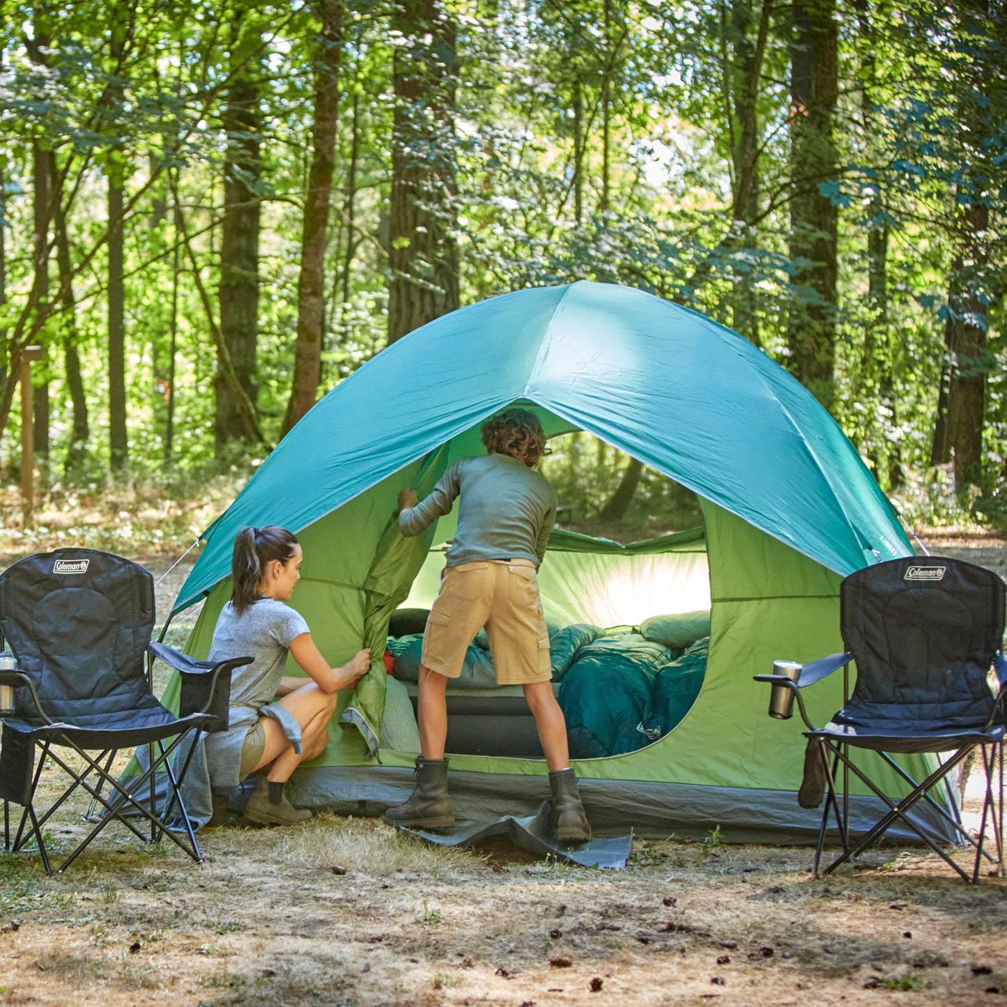 Coleman Sundome Camping Tent with Rainfly, 2/3/4/6 Person Tent Sets Up in 10 Mins, Weatherproof Shelter for Camping, Festivals, Backyard, Sleepovers, & More